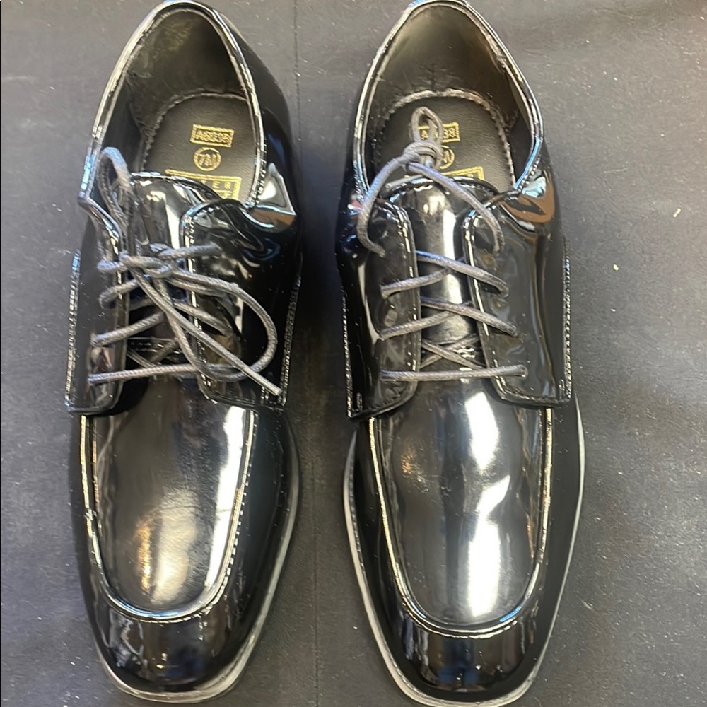 New After Six lace up tuxedo shoes black patent size 7M